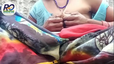 indian girl removing saree